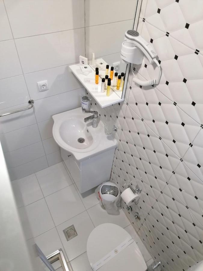 Vila Mira Trebin Dış mekan fotoğraf