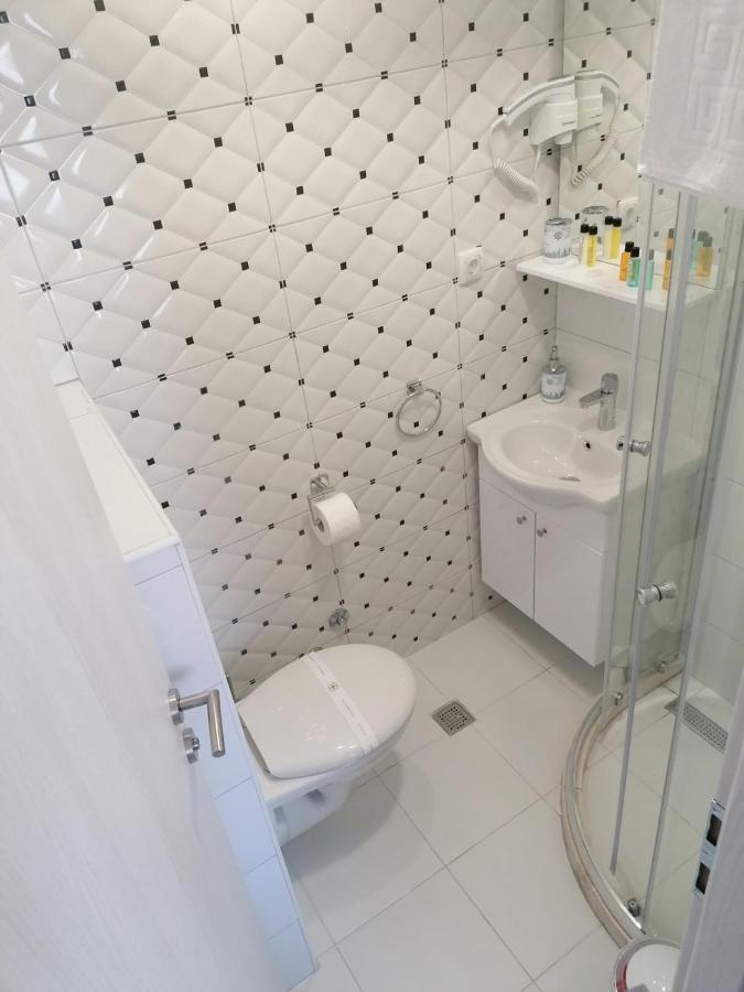 Vila Mira Trebin Dış mekan fotoğraf