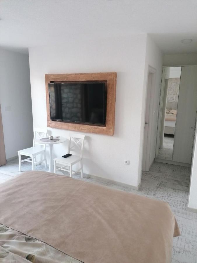 Vila Mira Trebin Dış mekan fotoğraf